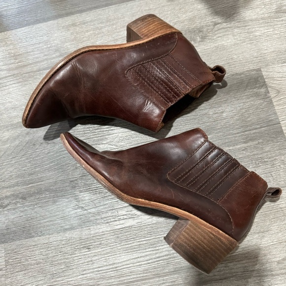 Madewell Bonham Ankle Bootie in Cherrywood Leather 7.5 - Picture 4 of 8